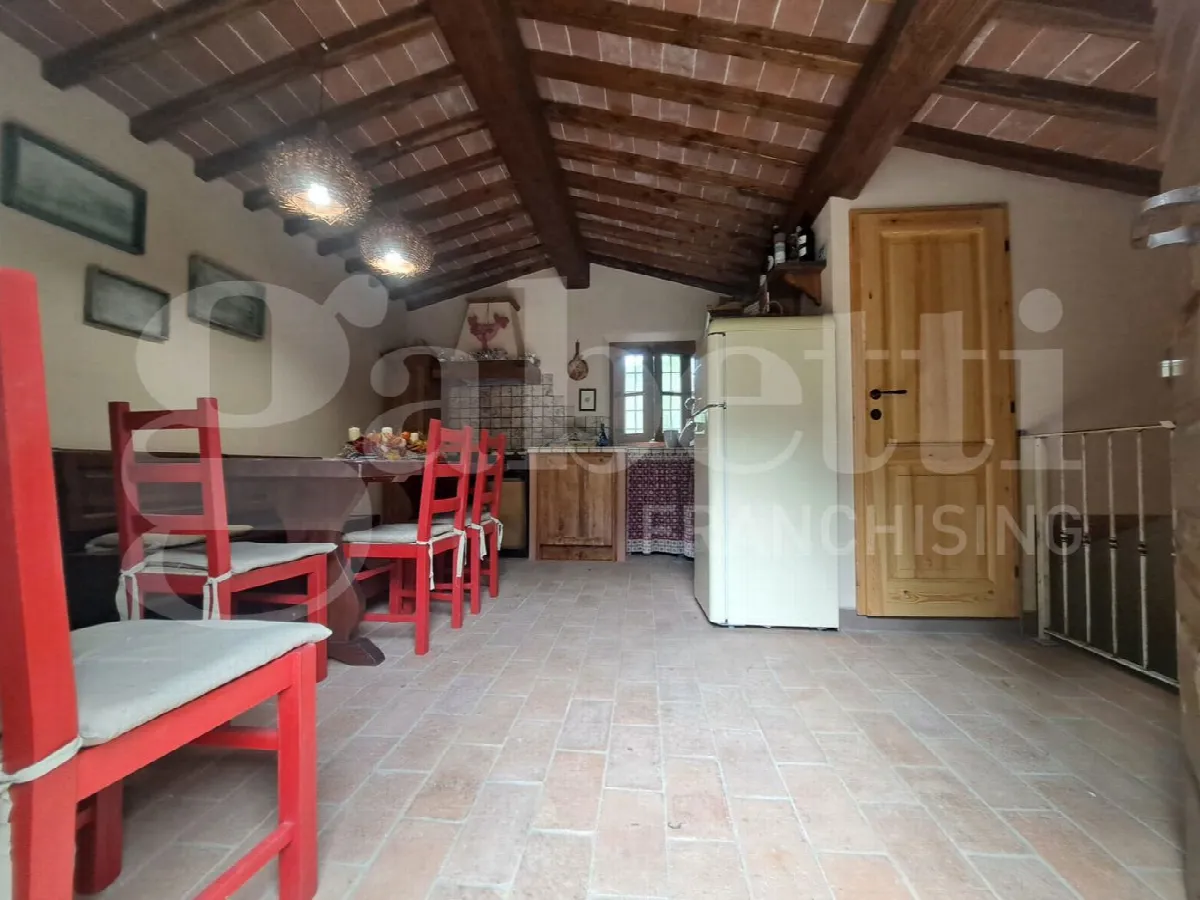 Rustico/Casale in vendita a Lamporecchio - foto 4