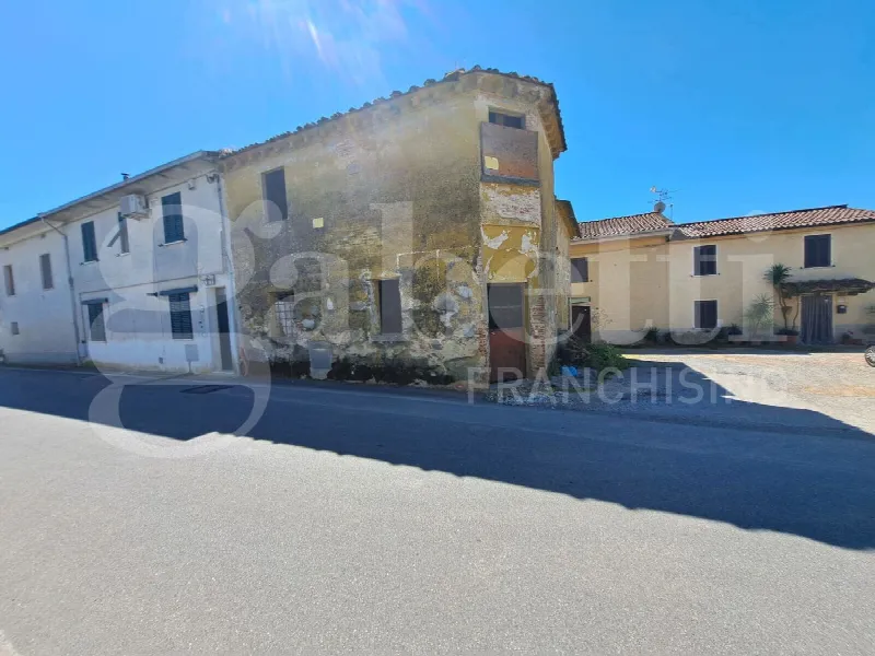 Casa Indipendente in vendita a Santa Maria a Monte - foto 1