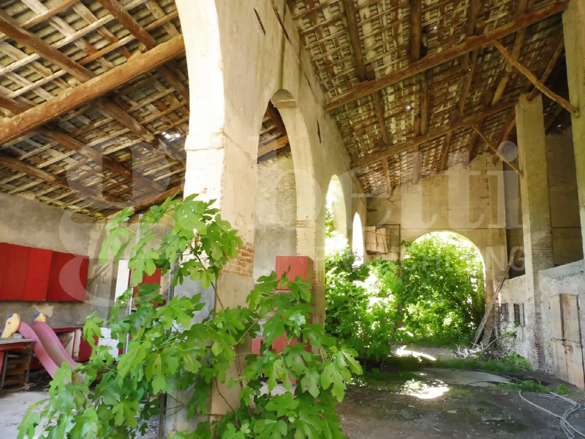 Rustico/Casale in vendita ad Agugliaro - foto 3