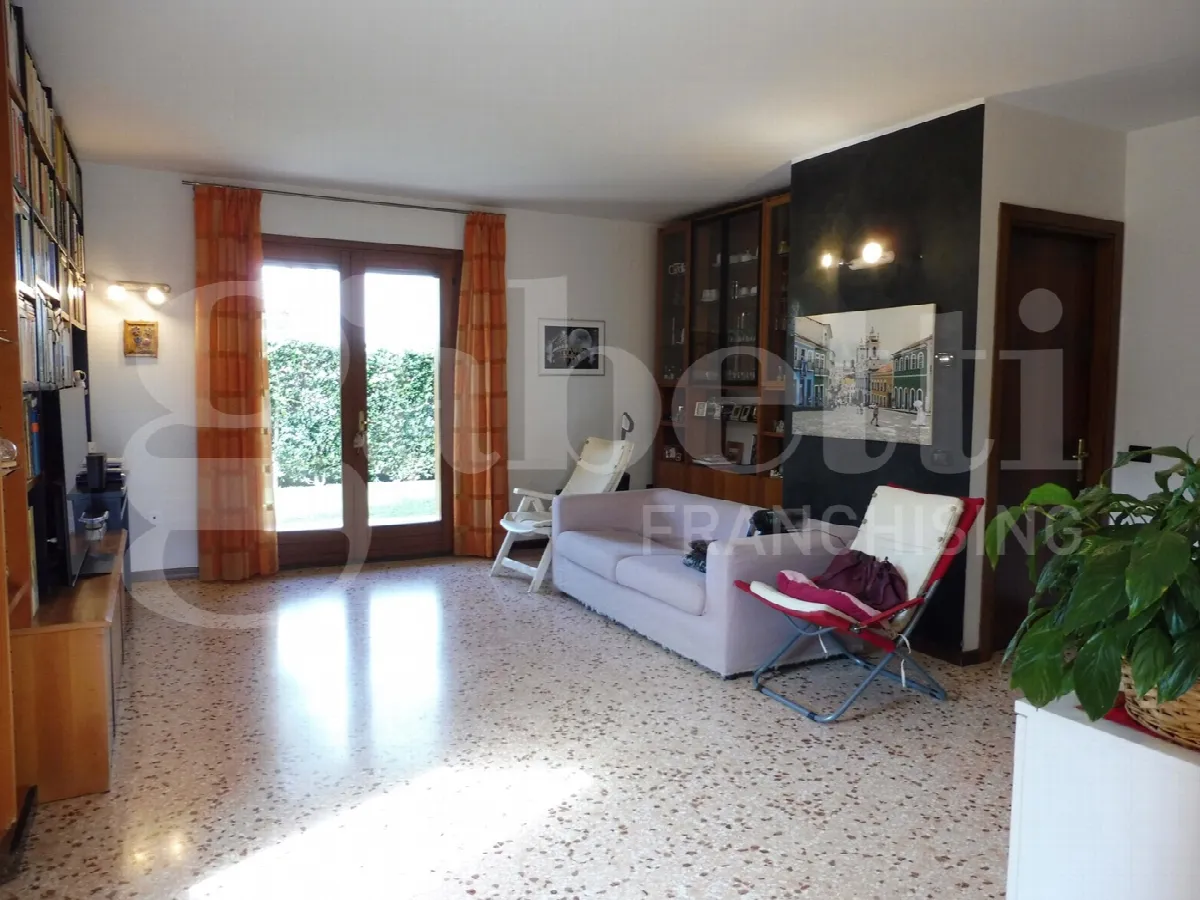 Casa Indipendente in vendita a Bassano del Grappa - foto 4