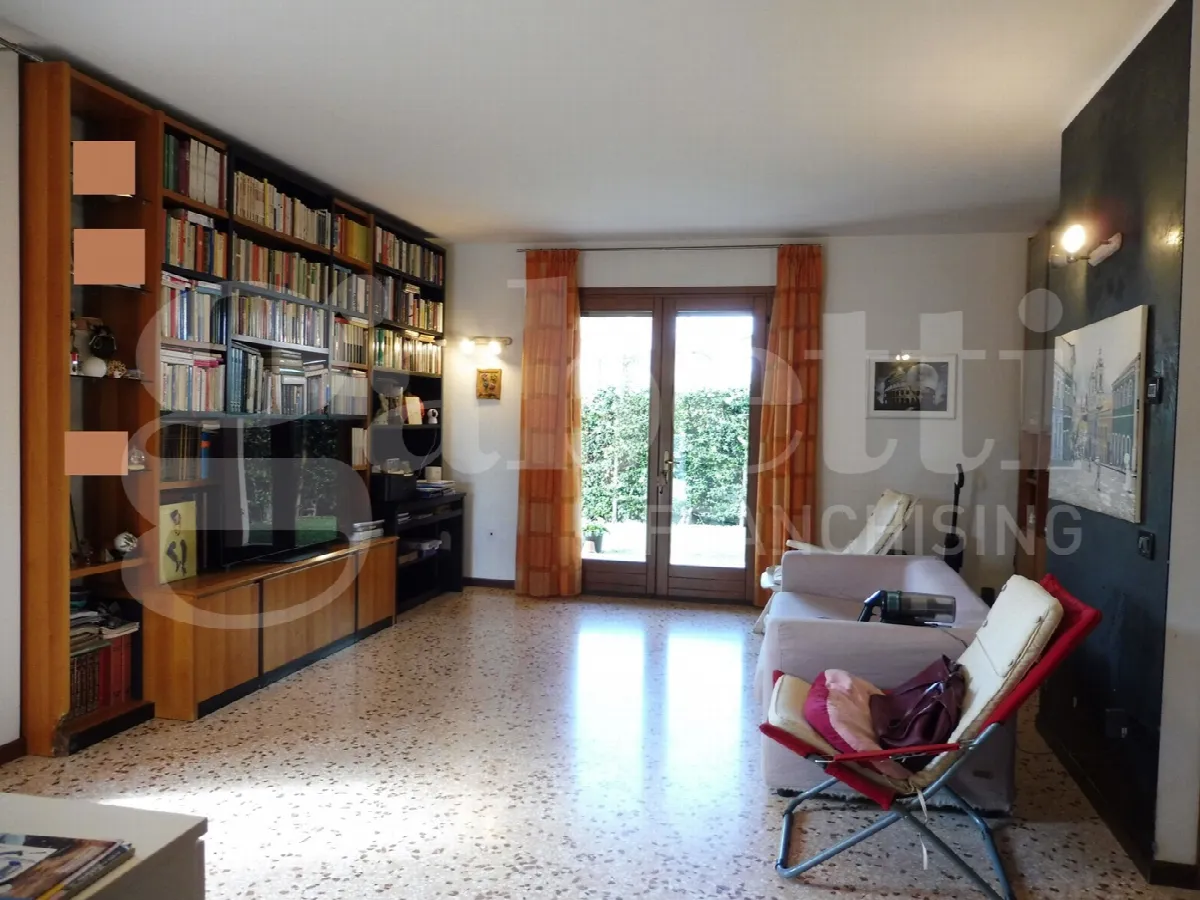 Casa Indipendente in vendita a Bassano del Grappa - foto 5