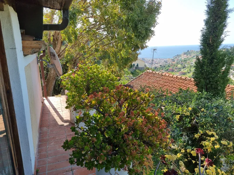 Casa Indipendente in vendita a Sanremo - foto 1