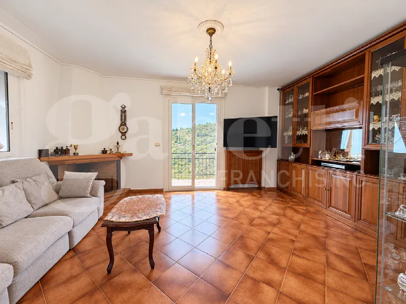 Casa Indipendente in vendita a Sanremo - foto 1