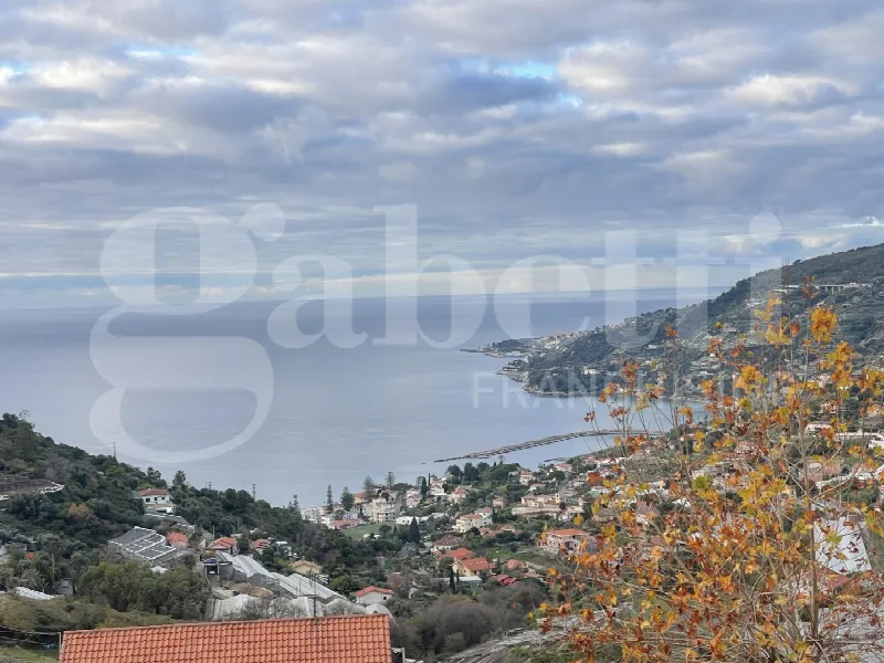 Casa Indipendente in vendita a Sanremo - foto 1