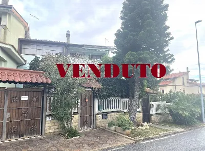 Villetta a schiera in vendita a Cerveteri - foto 1