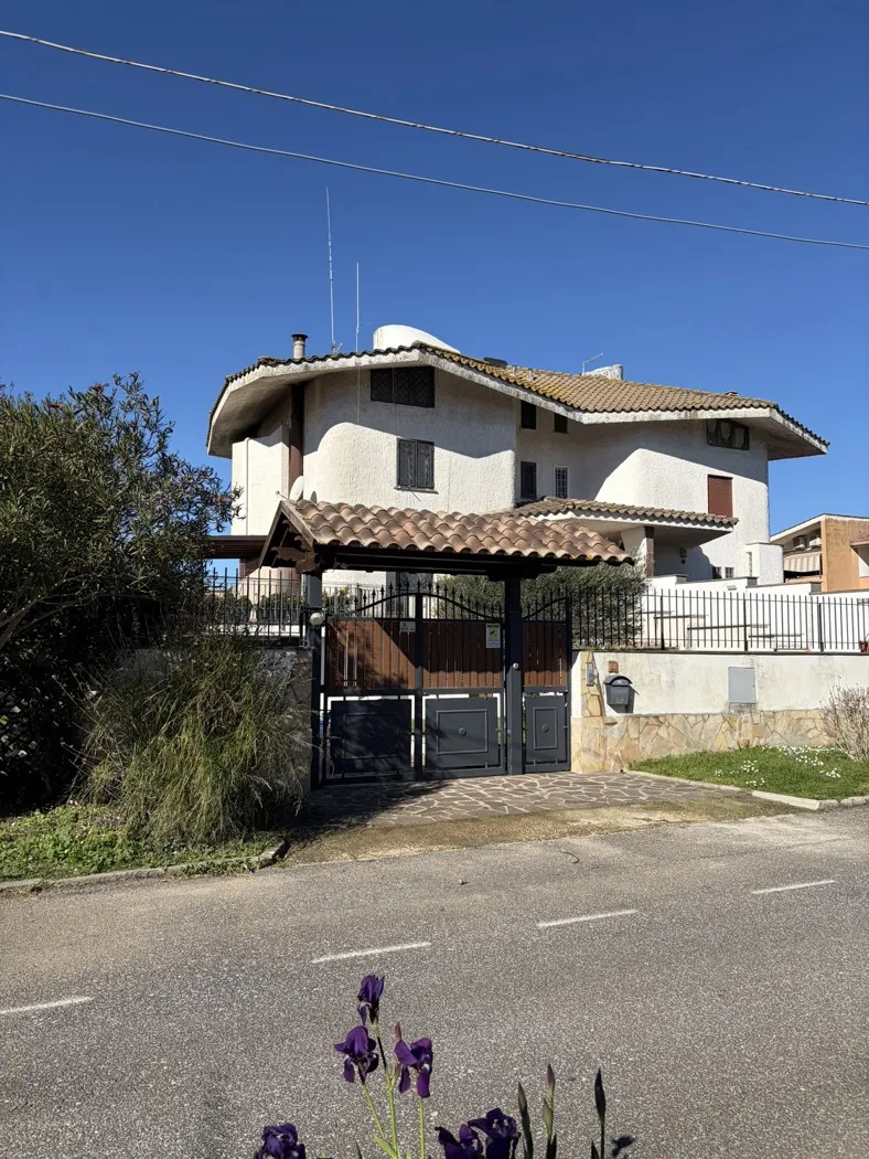 Villetta a schiera in vendita a Cerveteri - foto 1
