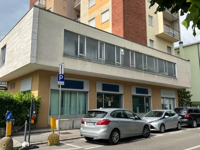 Ufficio in vendita a Alzano Lombardo - foto 1