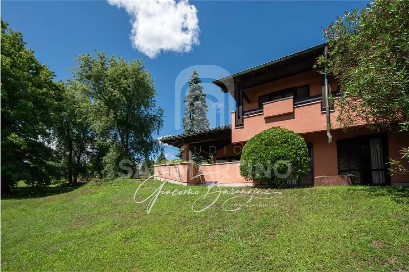 Villa in vendita a Barasso - foto 5