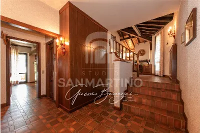 Villa in vendita a Barasso - foto 6