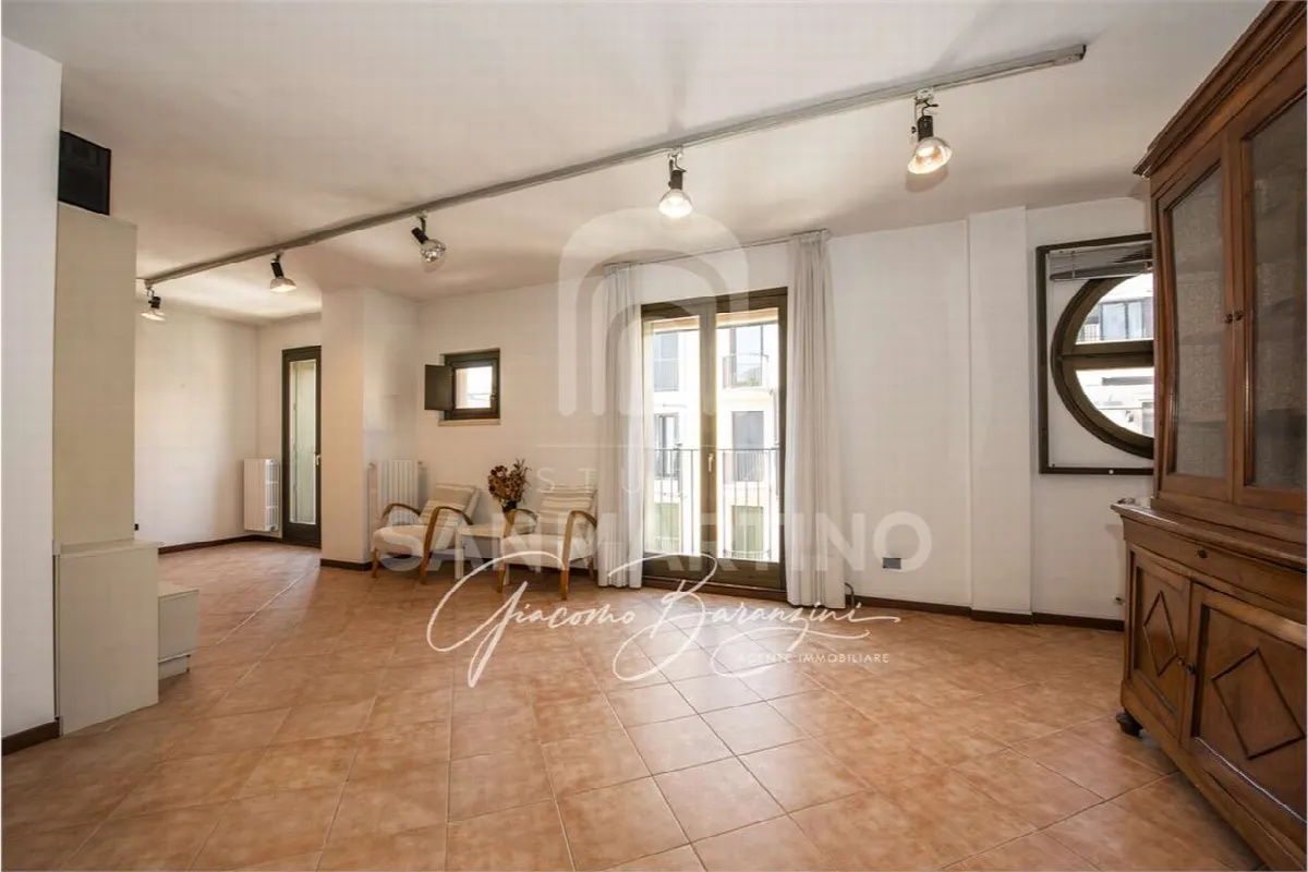 Appartamento in vendita a Varese, Centro, Biumo Inferiore, Biumo Superiore - foto 4