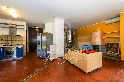 Villetta a schiera in vendita a Gavirate - foto 6