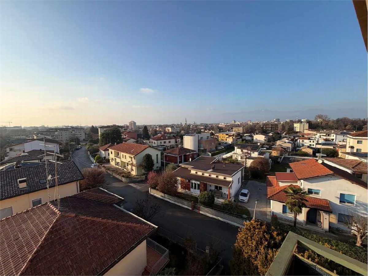 Appartamento in vendita a Pordenone, Borgomeduna - foto 4