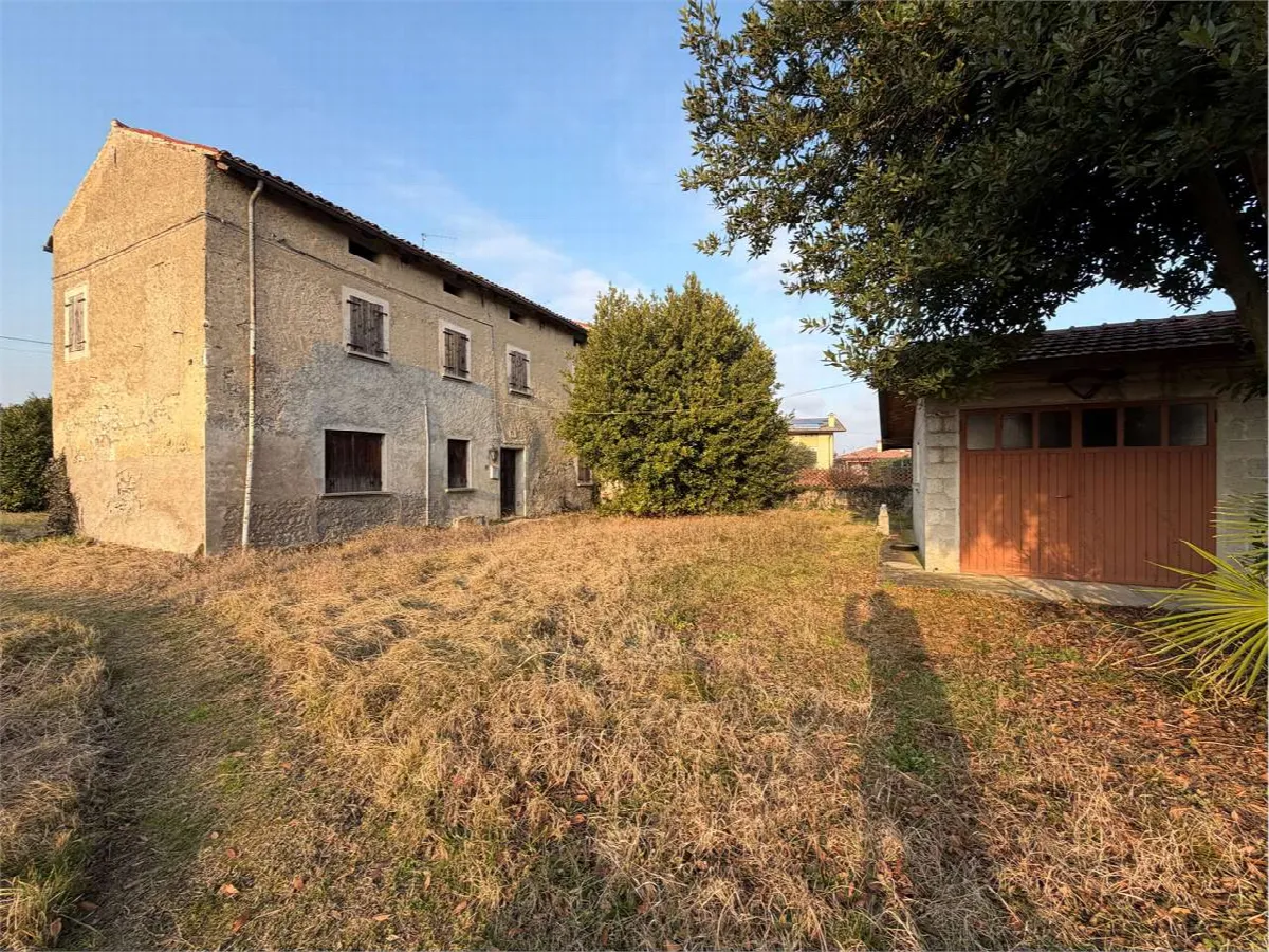 Rustico/Casale in vendita ad Azzano Decimo - foto 3