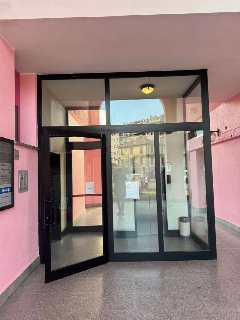 Ufficio in vendita a Erba - foto 2