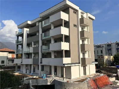 Appartamento in vendita a Erba - foto 2