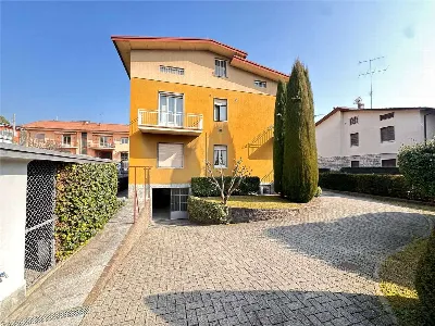 Villa in vendita a Erba - foto 3