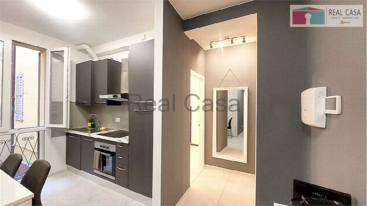 Appartamento in vendita a Modena, Centro - foto 2