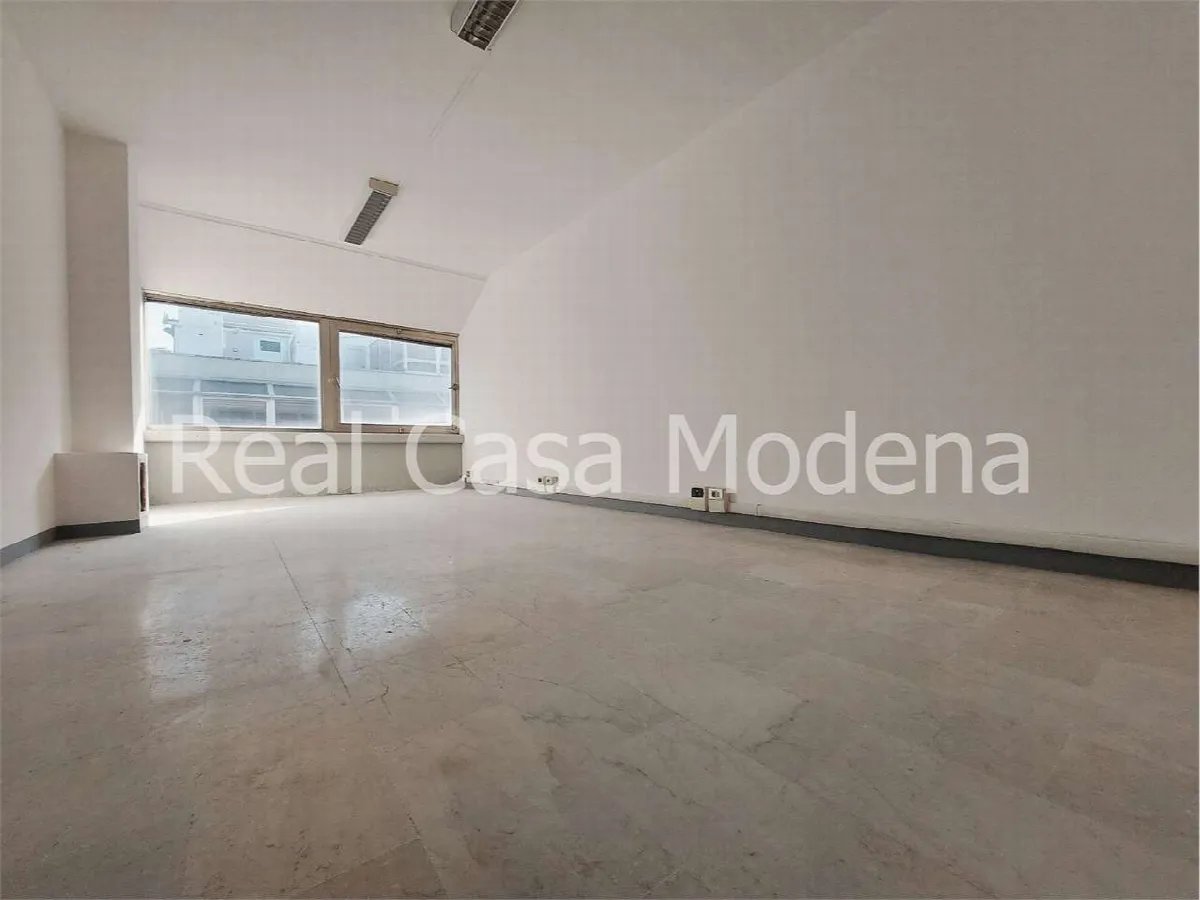 Ufficio in vendita a Modena, Villaggio Giardino, Cognento, Cittanova, Baggiovara - foto 4