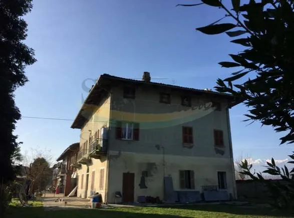 Rustico/Casale in vendita a Pinerolo - foto 2