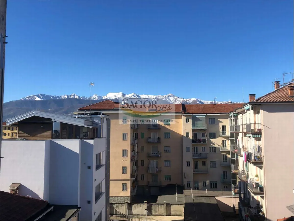 Appartamento in vendita a Pinerolo - foto 2