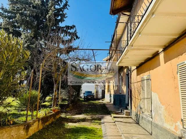 Rustico/Casale in vendita a Pinerolo - foto 2