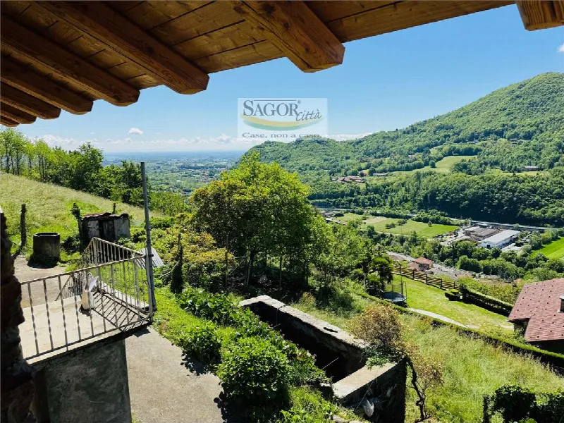 Rustico/Casale in vendita a Porte - foto 1