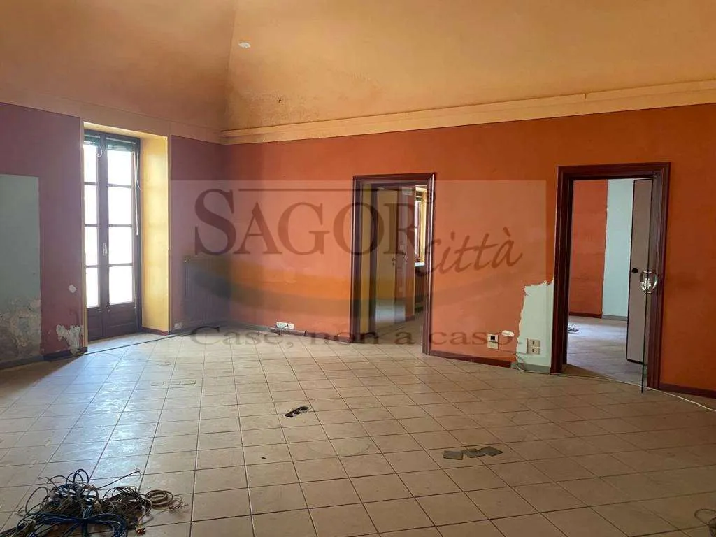 Ufficio in vendita a Pinerolo - foto 2
