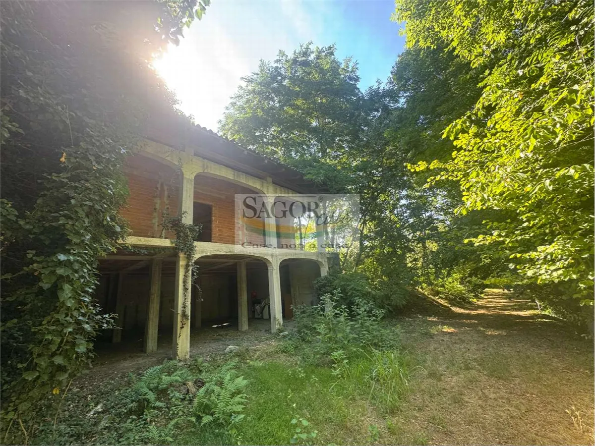 Rustico/Casale in vendita a Pinerolo - foto 2