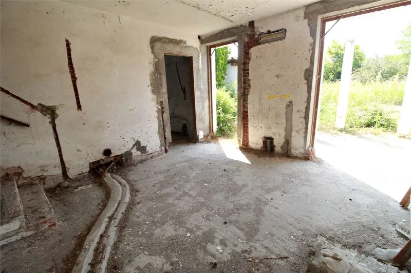 Rustico/Casale in vendita a Confienza - foto 4