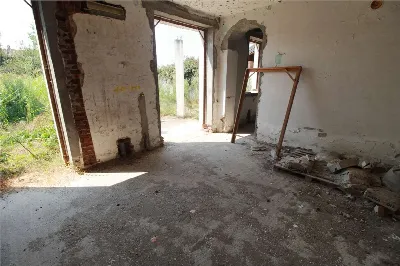 Rustico/Casale in vendita a Confienza - foto 5