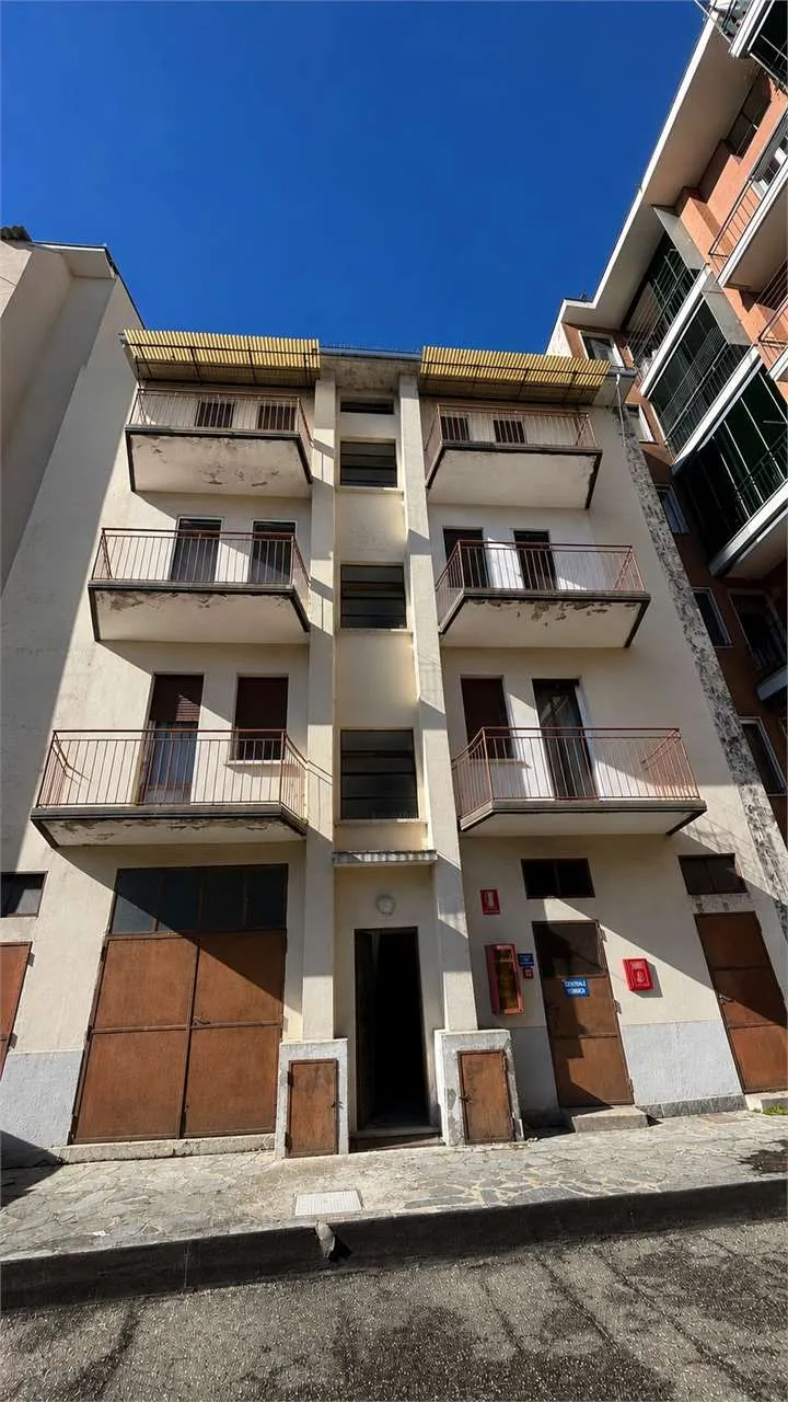 Appartamento in vendita a Novara, Porta Mortara, Sacro Cuore, San Martino, San Paolo - foto 2