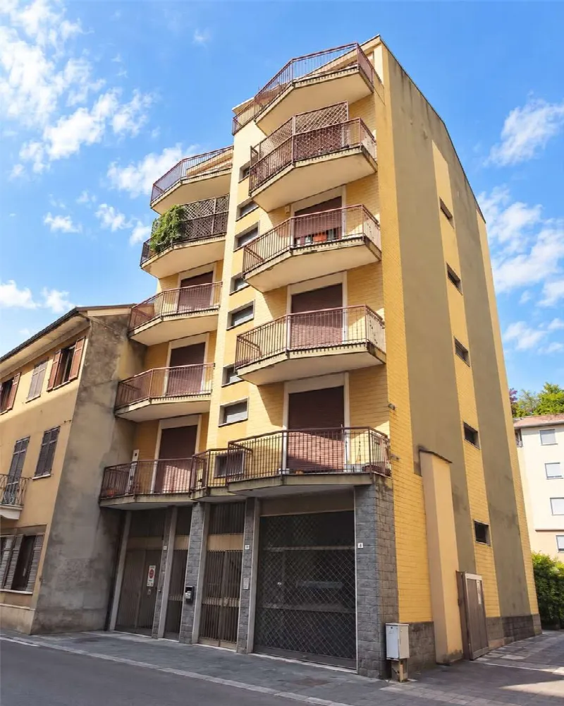 Appartamento in vendita a Novara, Porta Mortara, Sacro Cuore, San Martino, San Paolo - foto 1