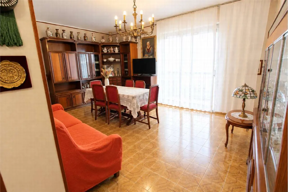 Appartamento in vendita a Novara, Santa Rita, Sant'antonio, Sant'andrea, San Rocco - foto 2