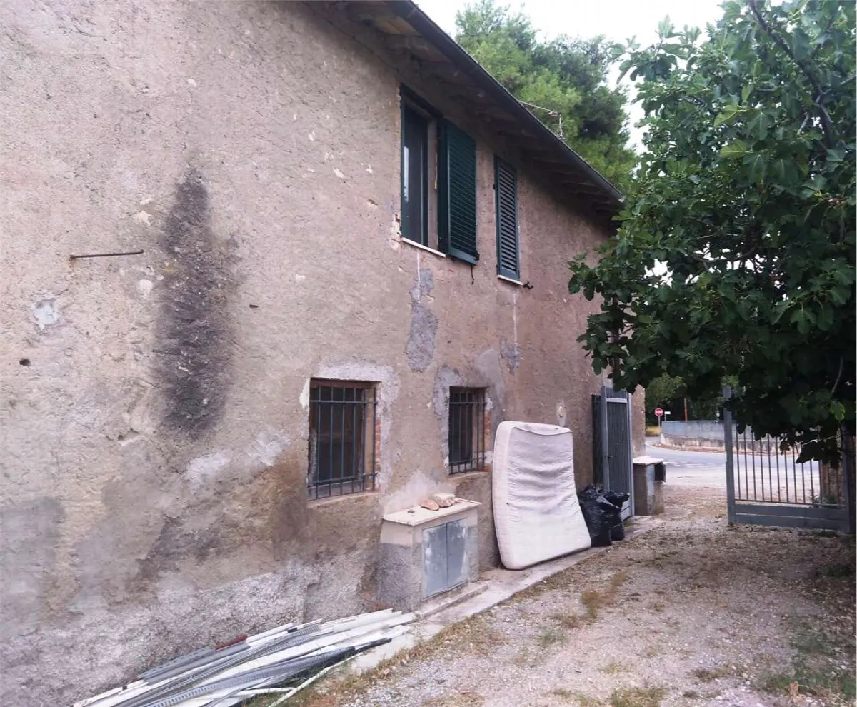 Rustico/Casale in vendita a Perugia - foto 4