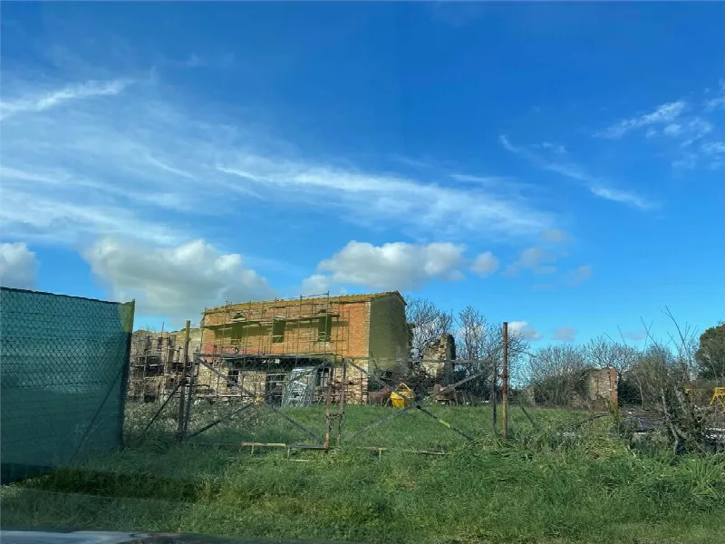 Rustico/Casale in vendita a Perugia - foto 1