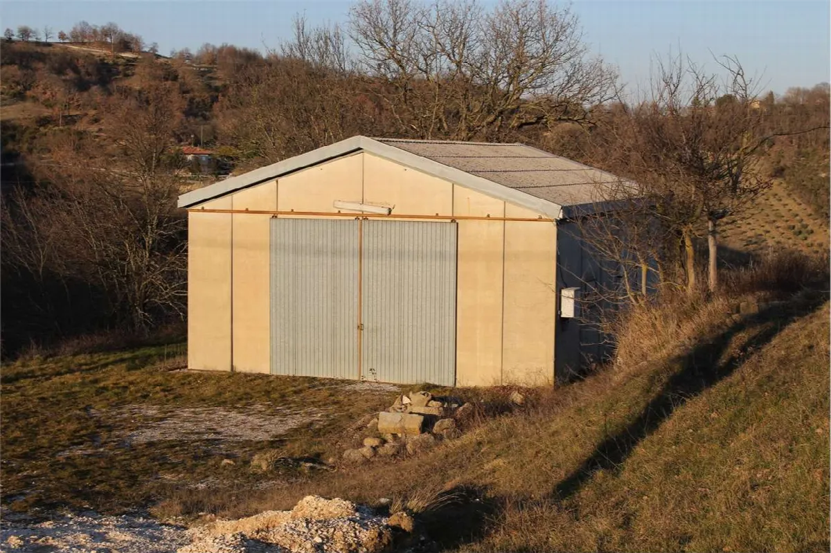 Rustico/Casale in vendita a Valfabbrica - foto 5