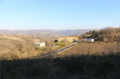 Rustico/Casale in vendita a Valfabbrica - foto 9