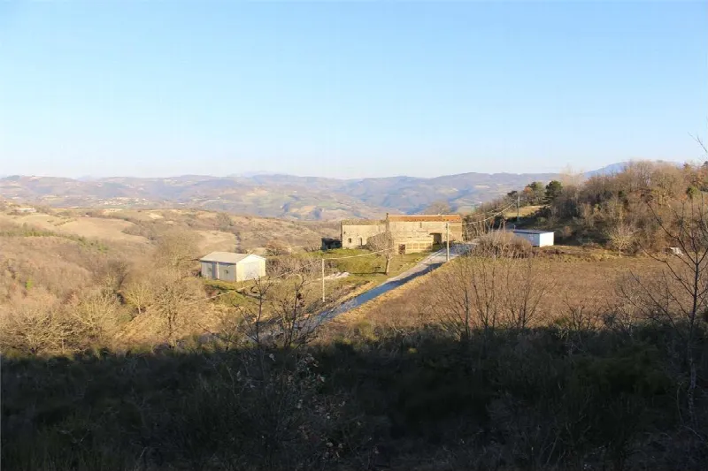 Rustico/Casale in vendita a Valfabbrica - foto 9