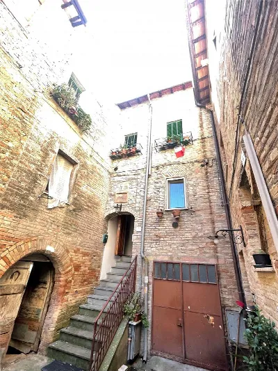 Casa Indipendente in vendita a Perugia, Sa... - foto 1