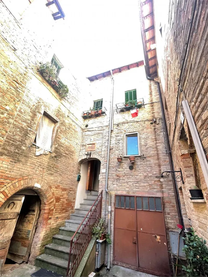 Casa Indipendente in vendita a Perugia, San Martino In Colle, Sant'enea, San Martino In Campo - foto 1