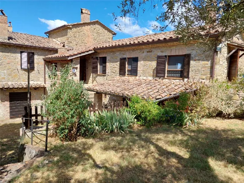 Rustico/Casale in vendita a Perugia - foto 1