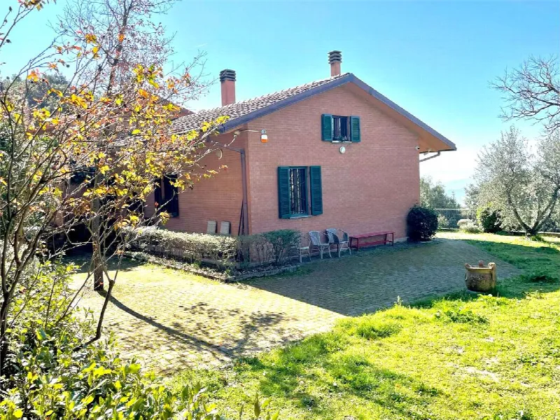 Villa in vendita a Perugia - foto 1