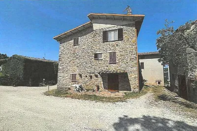 Rustico/Casale in vendita a Valfabbrica - foto 1