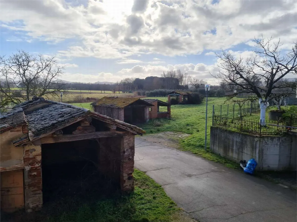 Rustico/Casale in vendita a Castiglione del Lago - foto 2