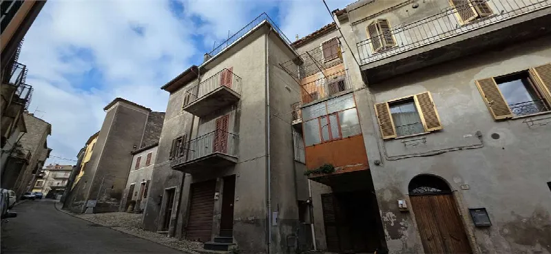 Palazzo/Stabile in vendita a Castel Viscardo - foto 1