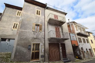 Palazzo/Stabile a Castel Viscardo