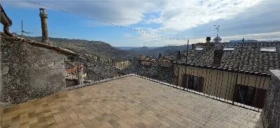 Palazzo/Stabile in vendita a Castel Viscar... - foto 2