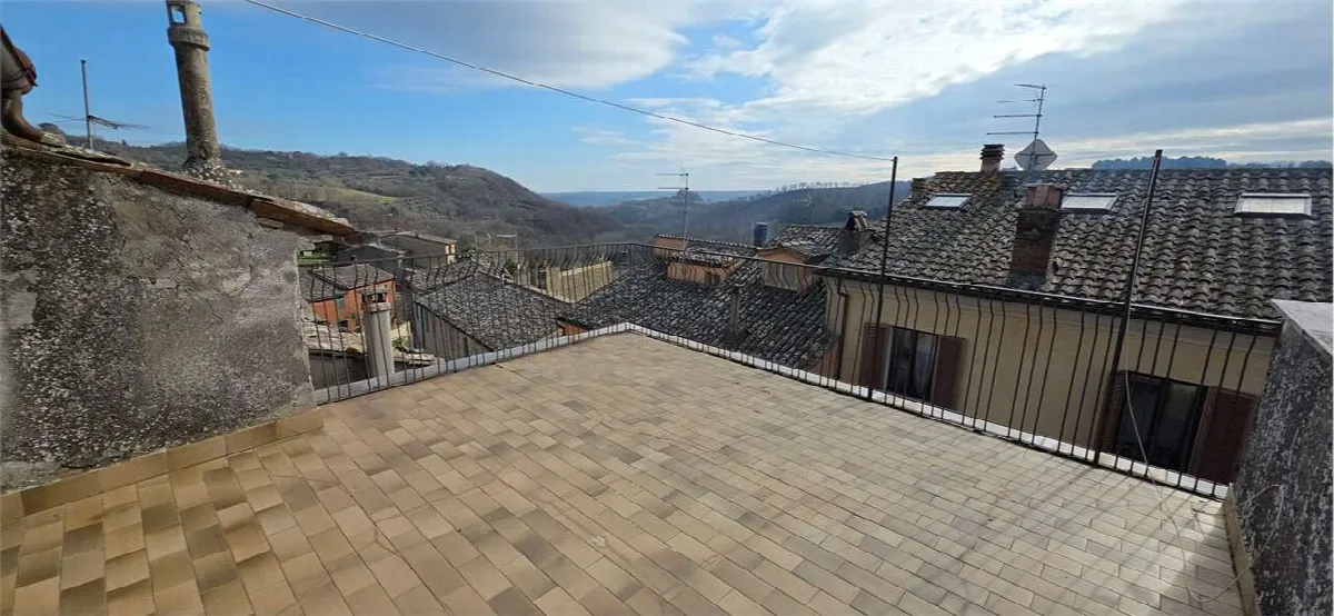 Palazzo/Stabile in vendita a Castel Viscardo - foto 5