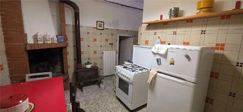 Palazzo/Stabile in vendita a Castel Viscardo - foto 7