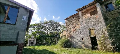 Rustico/Casale in vendita a Gubbio - foto 2
